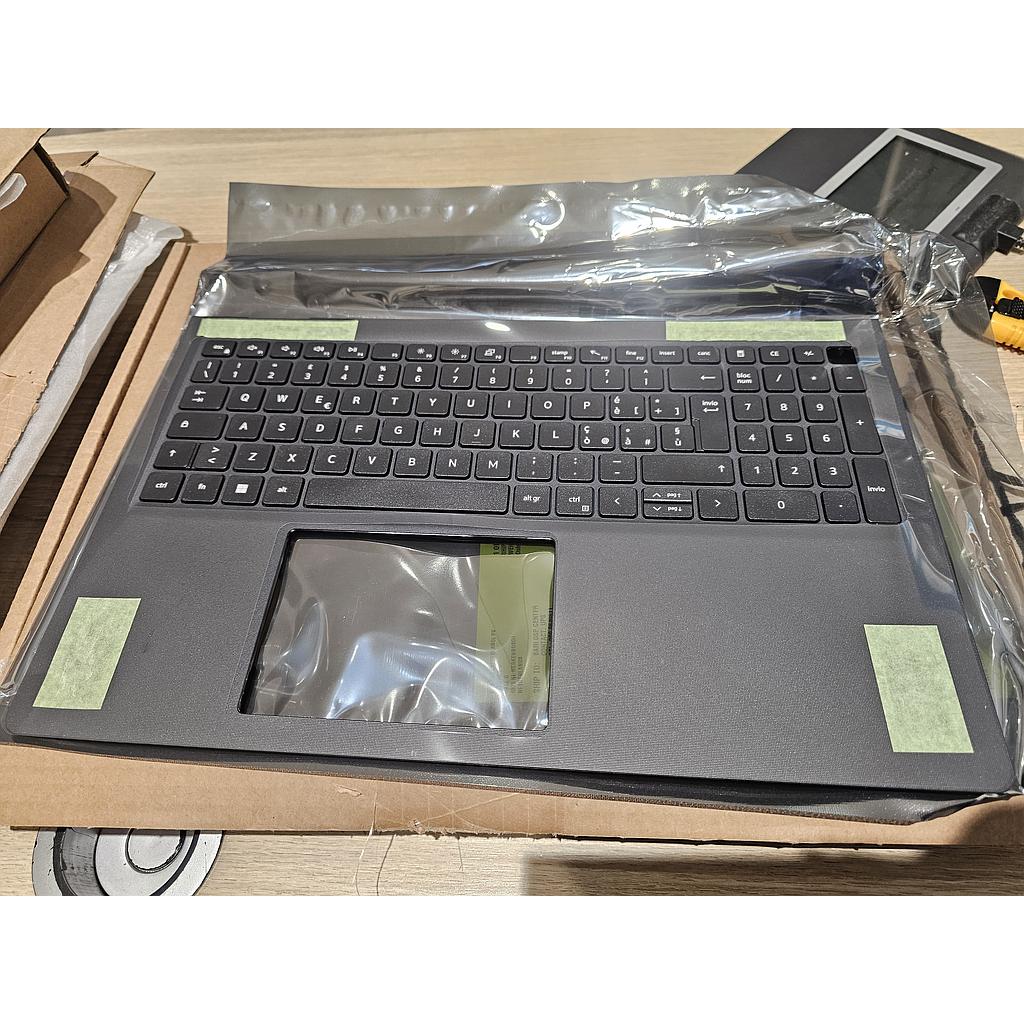 tastiera con scocca originale Dell Inspiron 15-3510/3520/3530