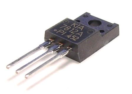 Regolatore di tensione Plastico TO-220 7812