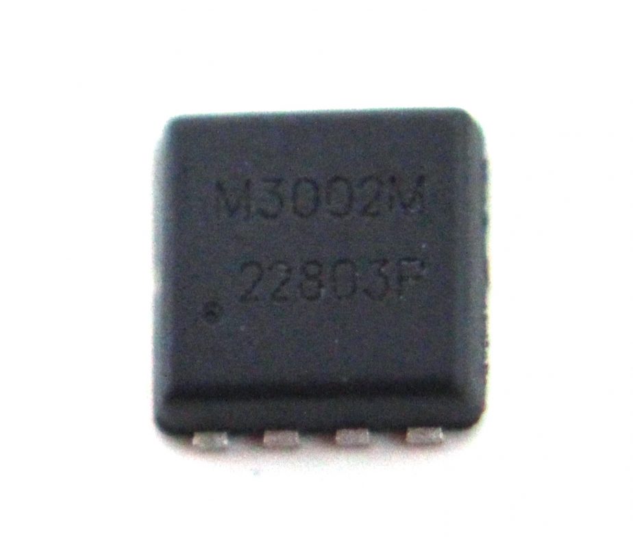 Transistor Mosfet  N-Channel QFN-8 30V 28A QM3002M